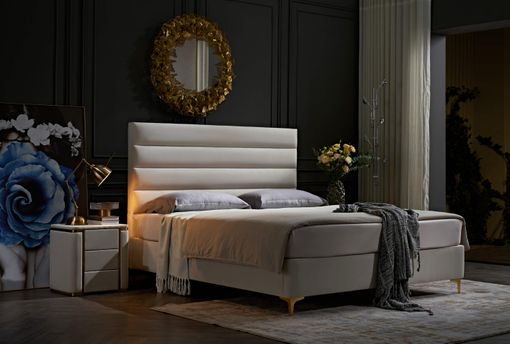 Manželská posteľ MARSELLE