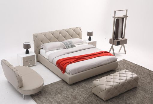 Manželská posteľ 12