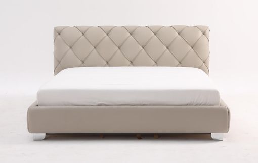 Manželská posteľ 12