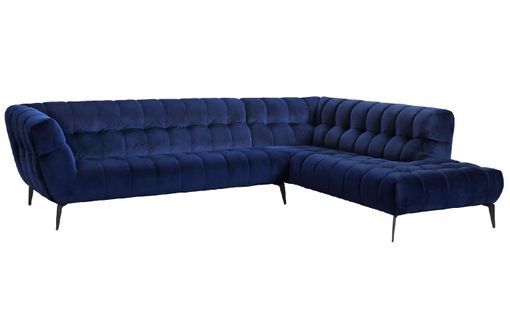 Elegantná sedačka v rohovom prevedení Zoja v rôznom farebnom prevedení.