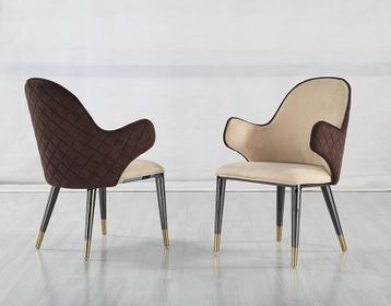 Jed&aacute;lensk&aacute; stolička JS170