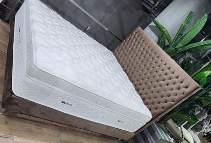 Manželsk&aacute; posteľ CHESTERFIELD KONTI