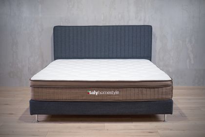 Manželsk&aacute; posteľ LUX08